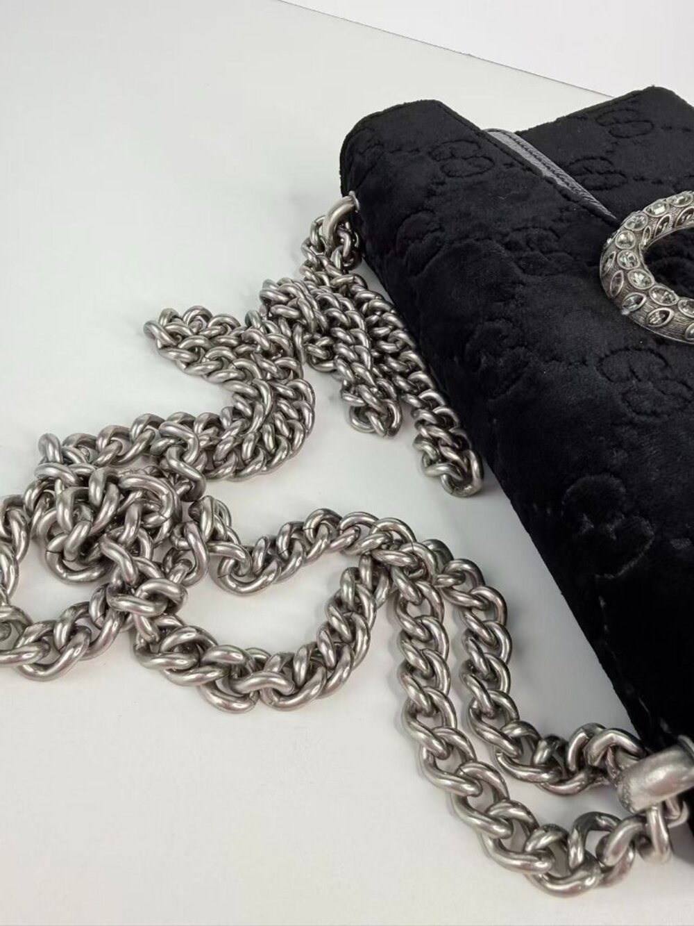 Gucci Dionysus Small GG Velvet Crystal Tiger Head Chain Black Shoulder Bag - Picture 3 of 12